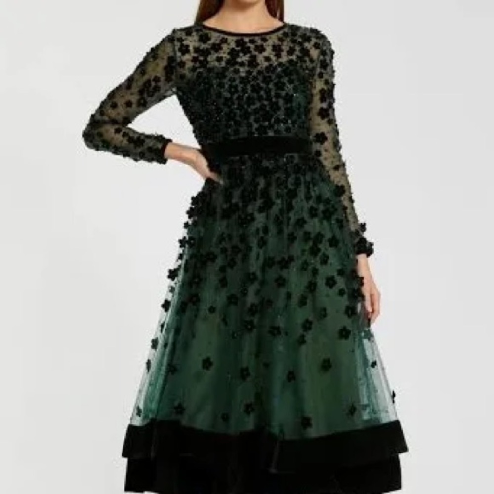 NWT Mac Duggal Floral Appliqué Midi